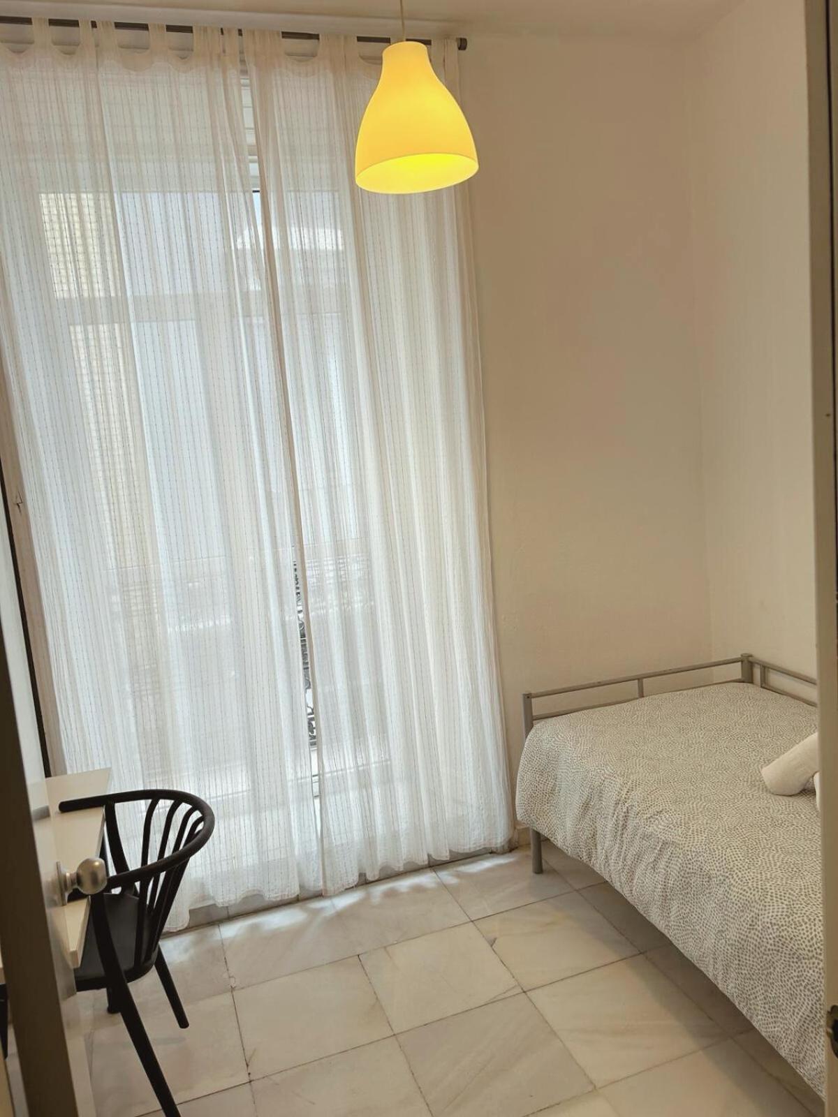 La Central Sevilla Εξωτερικό φωτογραφία